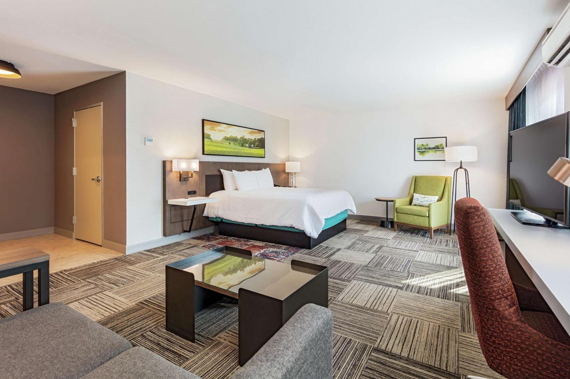 Hilton Garden Inn Davis Downtown Esterno foto